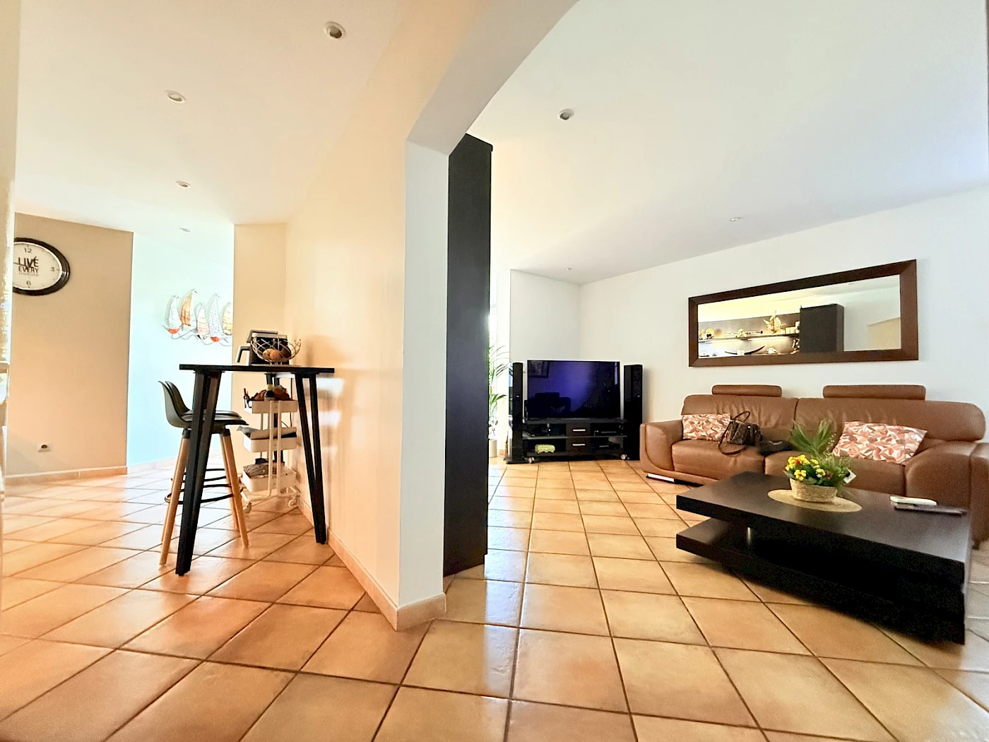 1068-13009 CABOT   4 PIECES EN REZ DE JARDIN  T.B.ETAT  PARK PRIVE