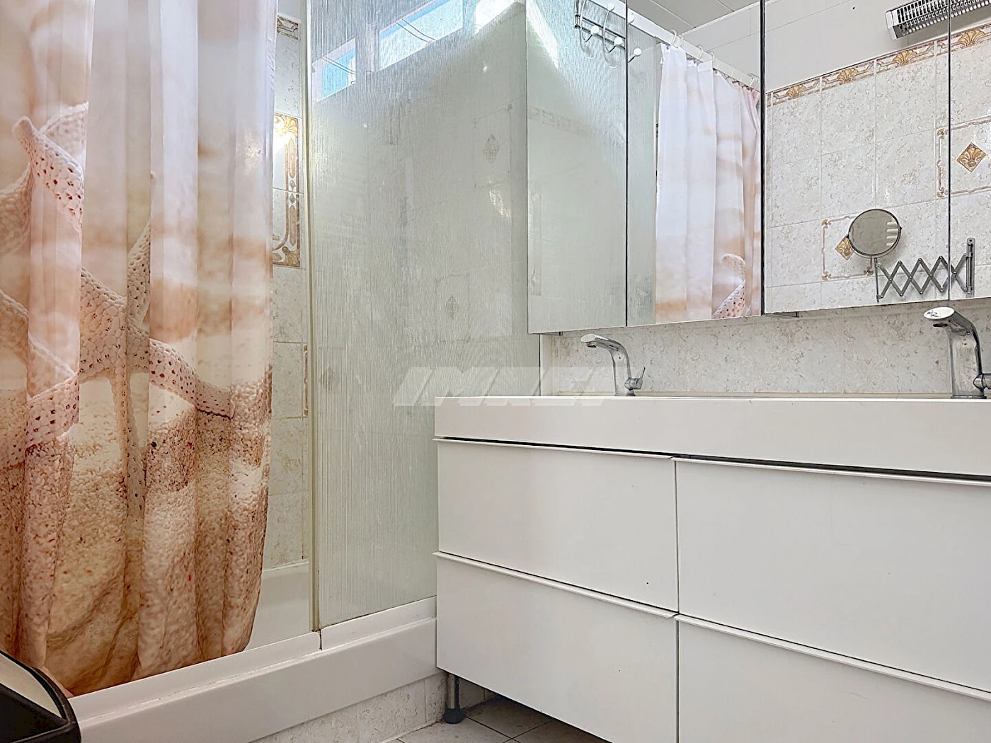 13010 Saint Tronc T4 78 m2 balcon cave