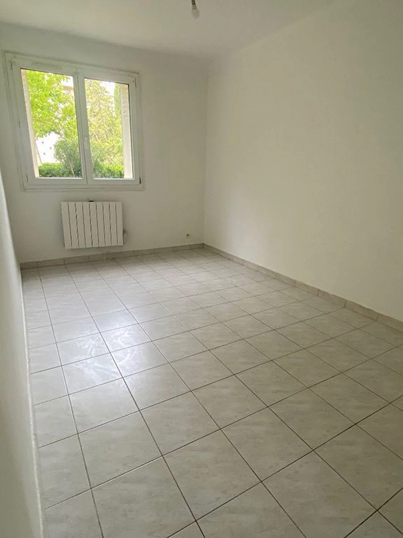 10933-Appartement 3 pièces - Ste Marguerite - 13009