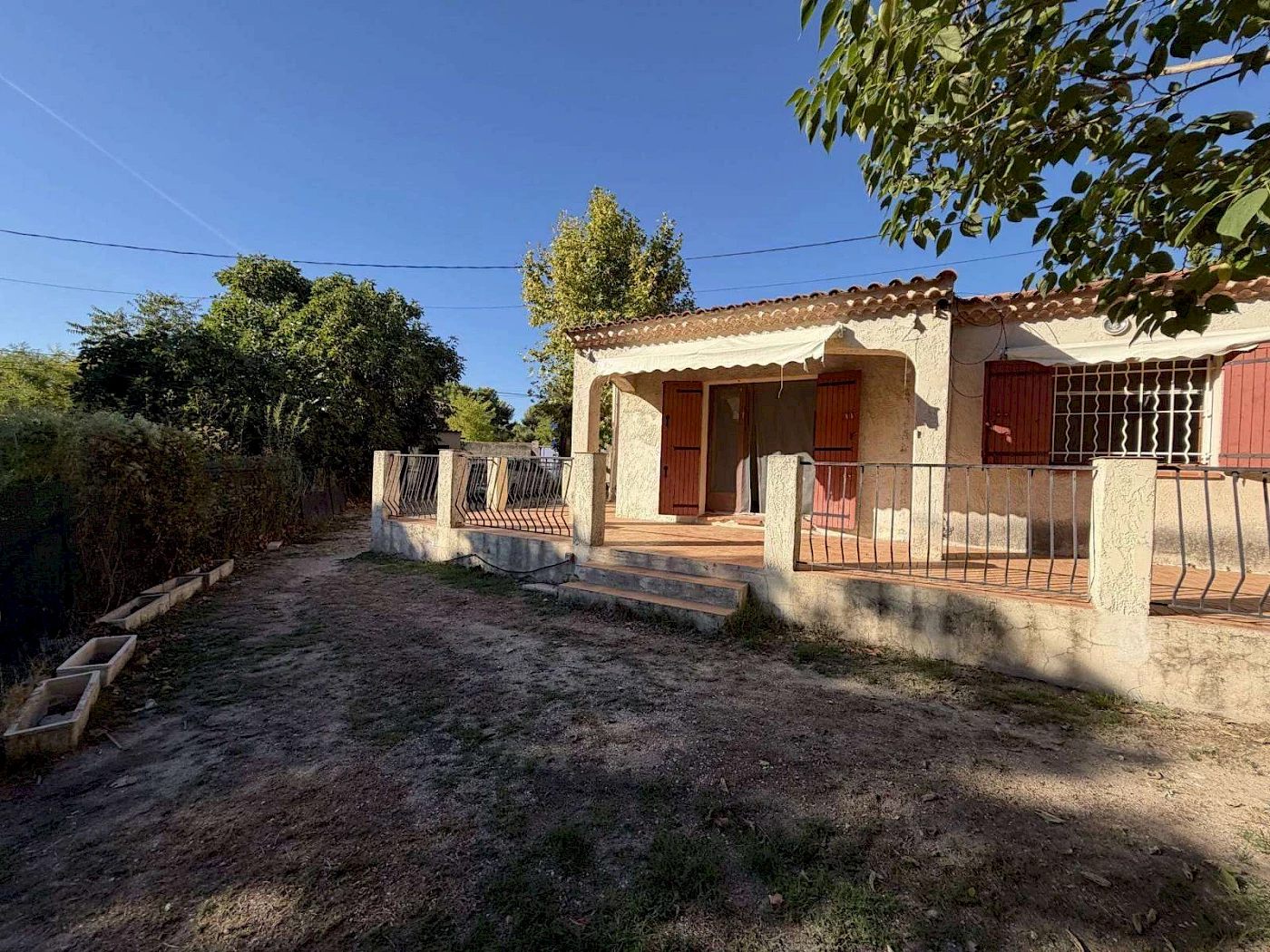 MAISON 13013