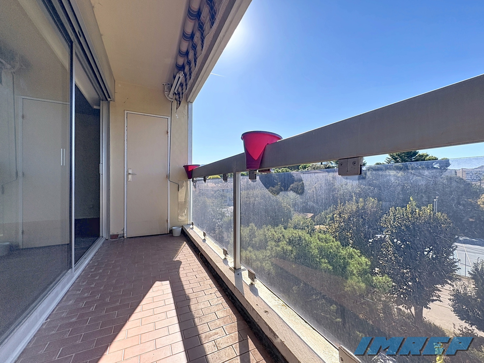 APPARTEMENT - 10